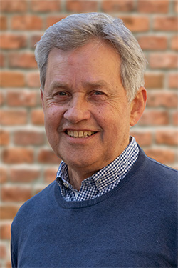 Dr. Roland Apitz